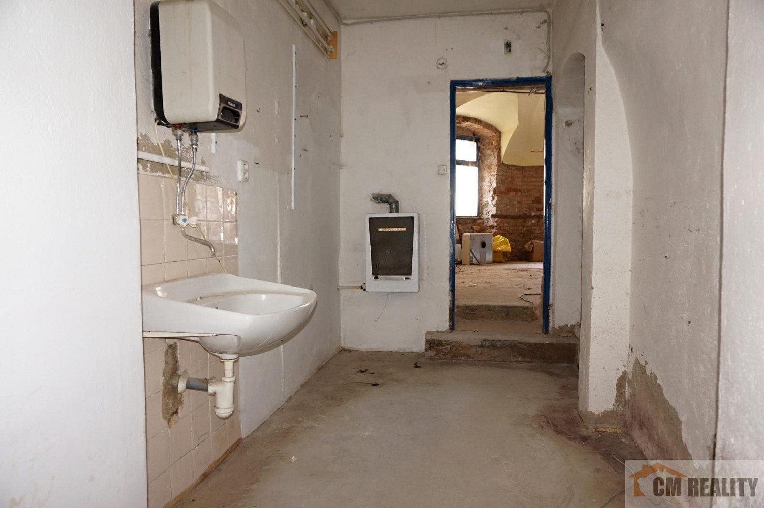 Pronájem obchodních prostor 56 m² – fotografie 4