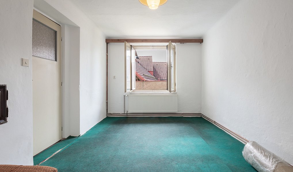 Prodej domu 80 m² s pozemkem 271 m², Roupov – náhled fotky 9