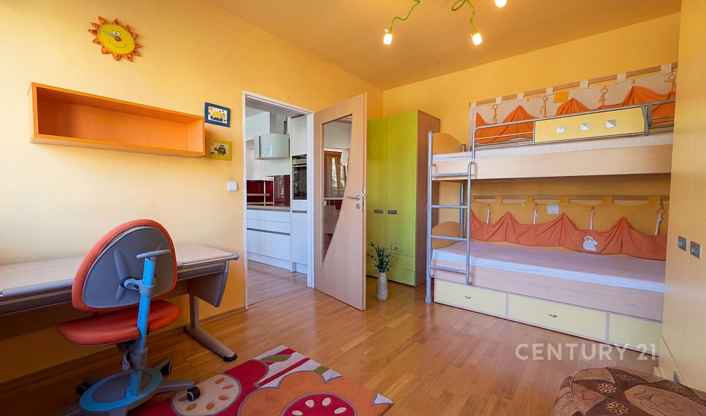 Prodej bytu 3+1 154 m², Albrechtická, Krnov – Pod Bezručovým vrchem, okres Bruntál