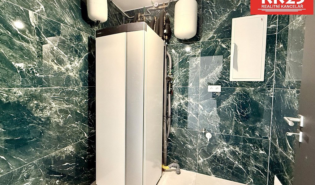 Prodej domu 200 m² s pozemkem 510 m², Velká Hleďsebe – náhled fotky 27