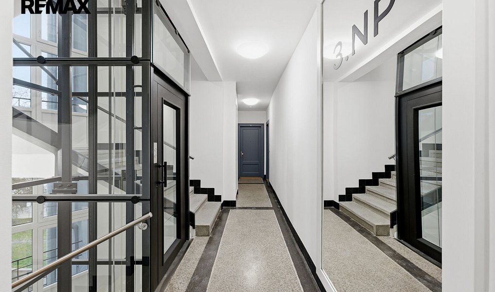 Prodej bytu 2+kk 48 m², Praha – náhled fotky 12