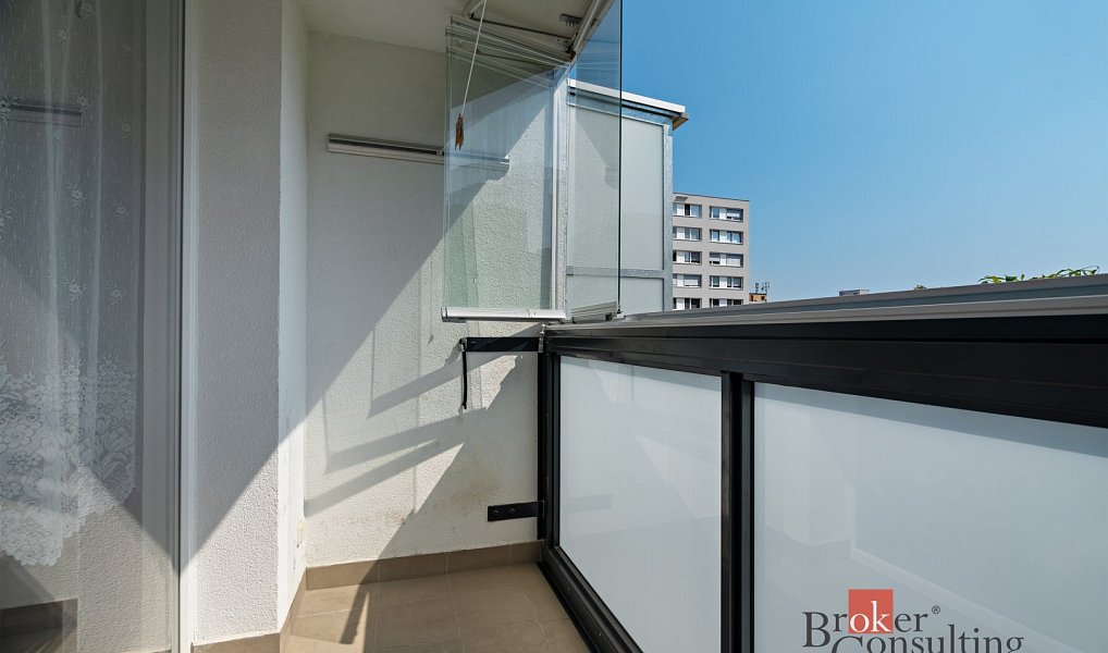 Prodej bytu 2+kk 42 m², Praha – náhled fotky 4