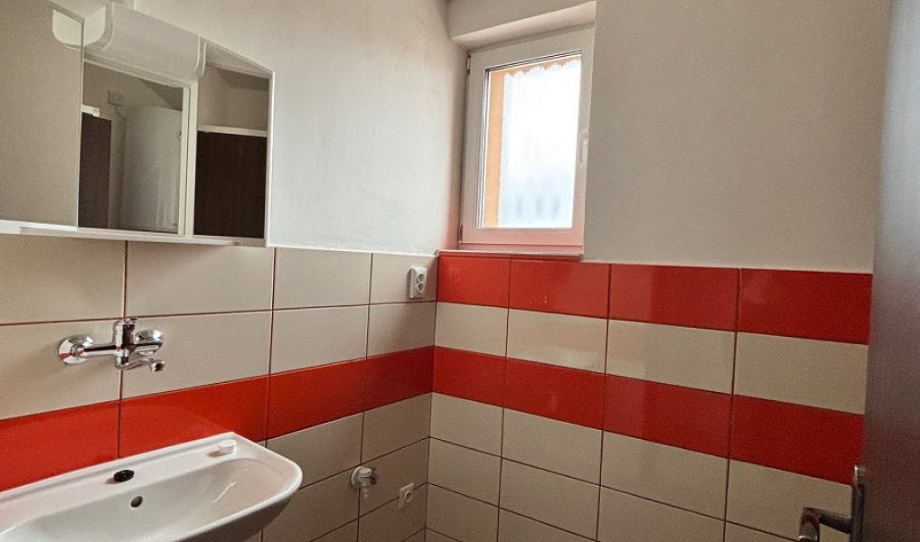 Pronájem bytu 2+kk 40 m², Hořice – náhled fotky 5