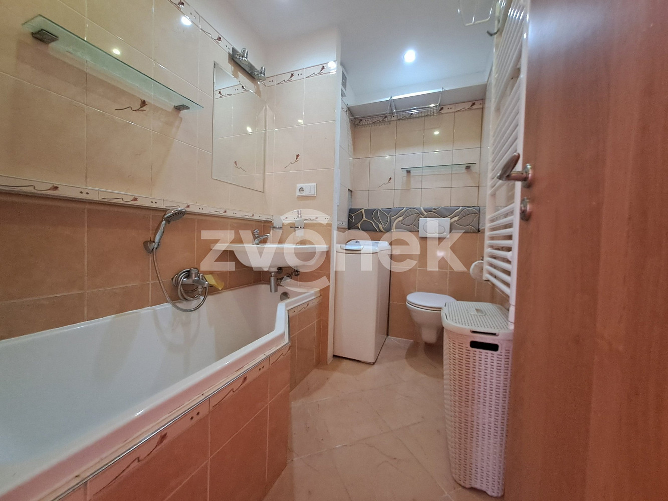 Pronájem bytu 2+1 48 m² – fotografie 4