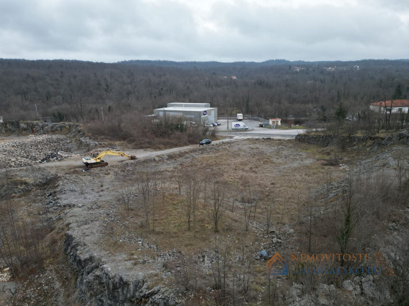 Prodej stavebního pozemku 2 018 m² - Widok 4
