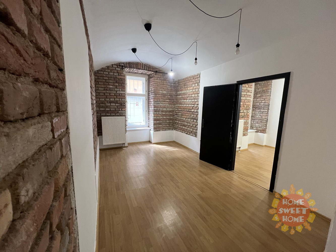 Pronájem kanceláře 136 m²