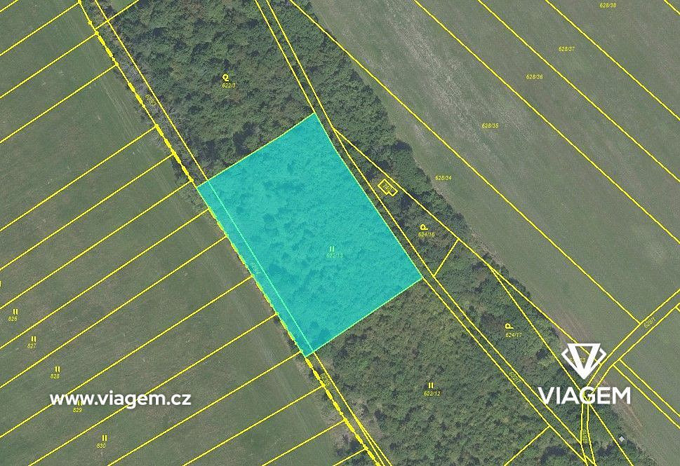 Prodej pole 566 m² – pohled 4