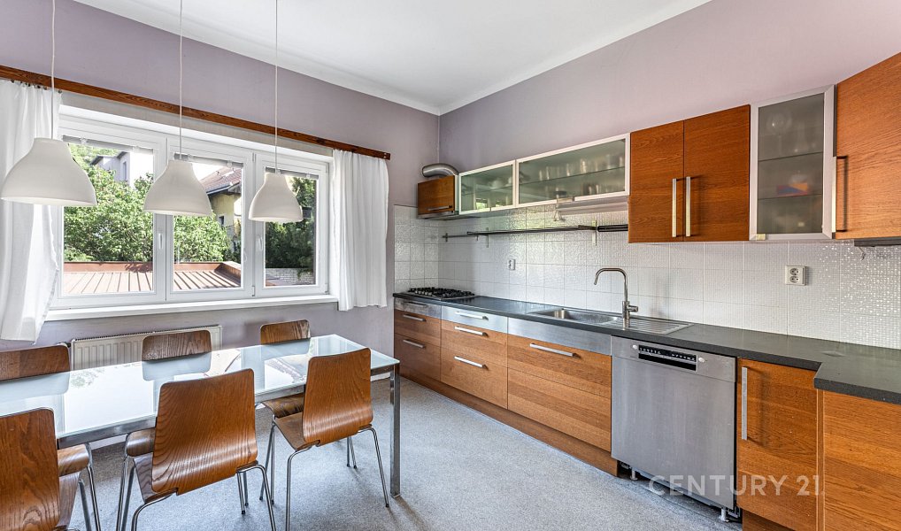 Prodej domu 280 m² s pozemkem 297 m², Praha – náhled fotky 10