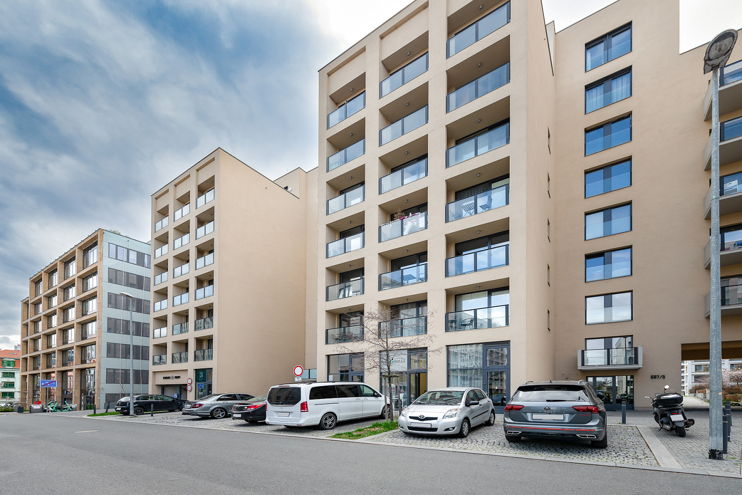 Pronájem obchodních prostor 54 m² — photo 3