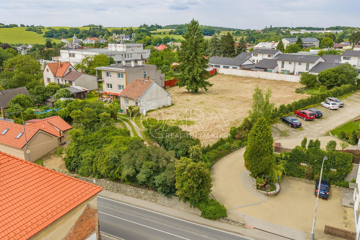 Prodej stavebního pozemku 2 528 m² – fotografie 3