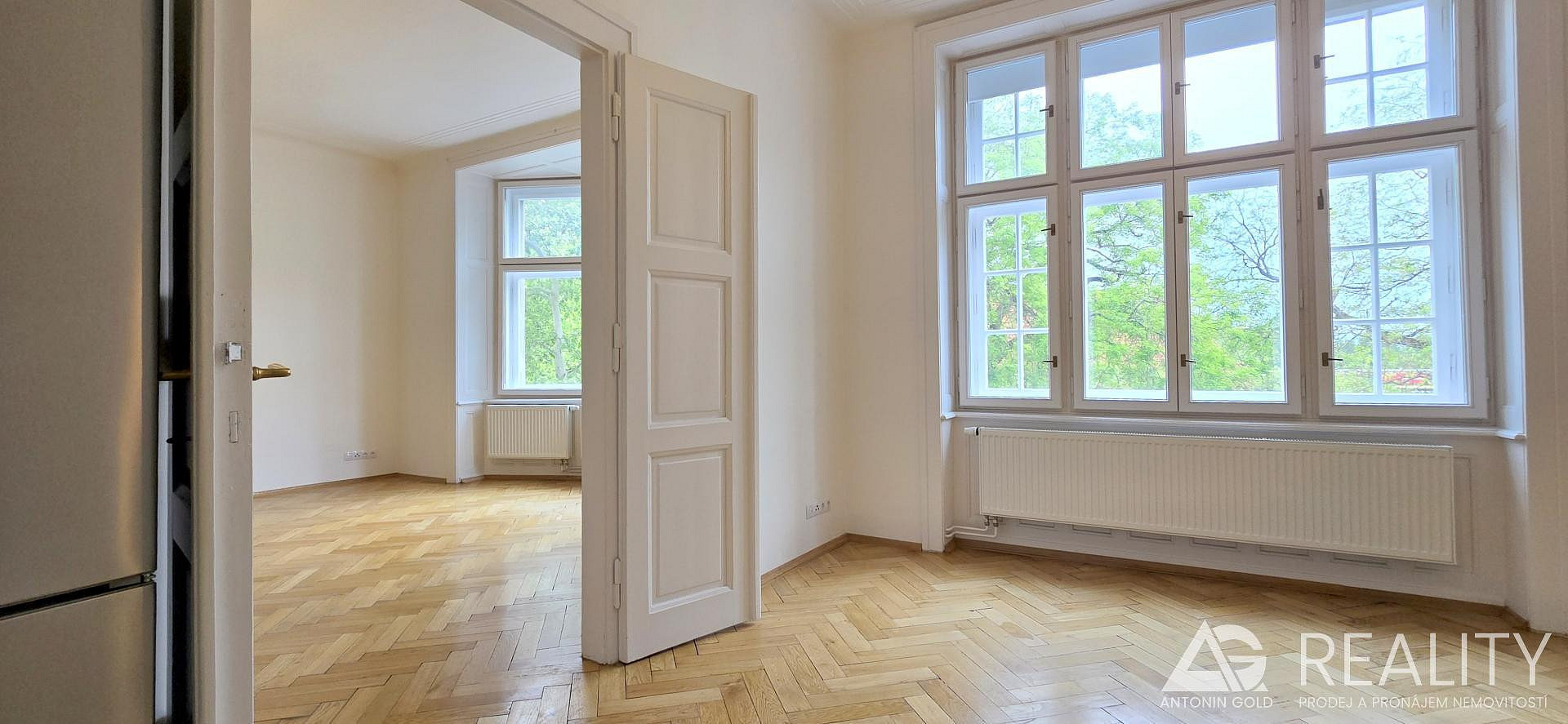 Pronájem bytu 4+kk 106 m² – fotografie 5