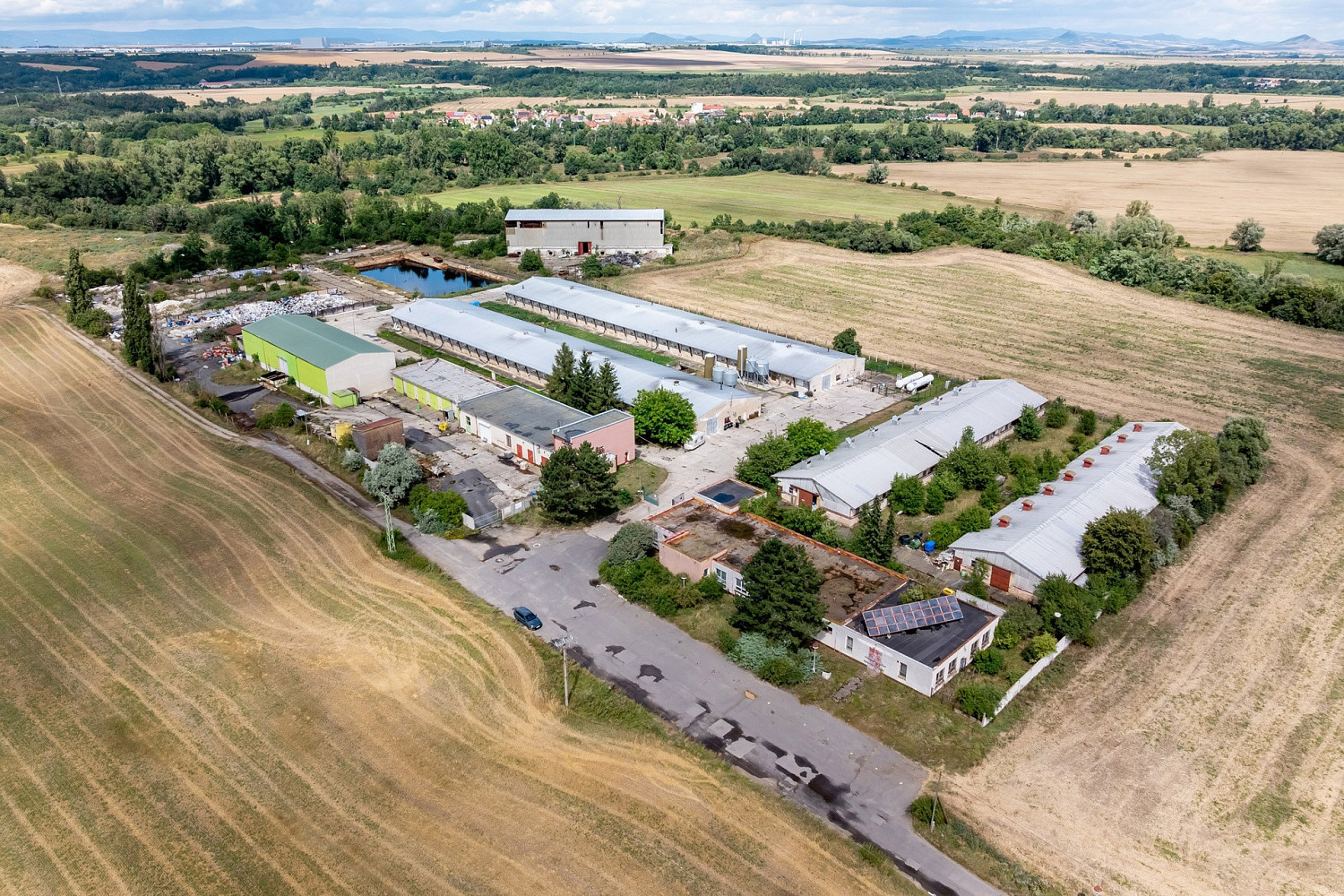 Prodej výrobních prostor 3 347 m²