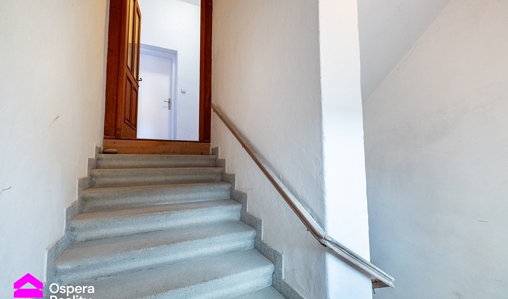 Prodej domu 260 m² s pozemkem 575 m², Lomy – náhled fotky 18