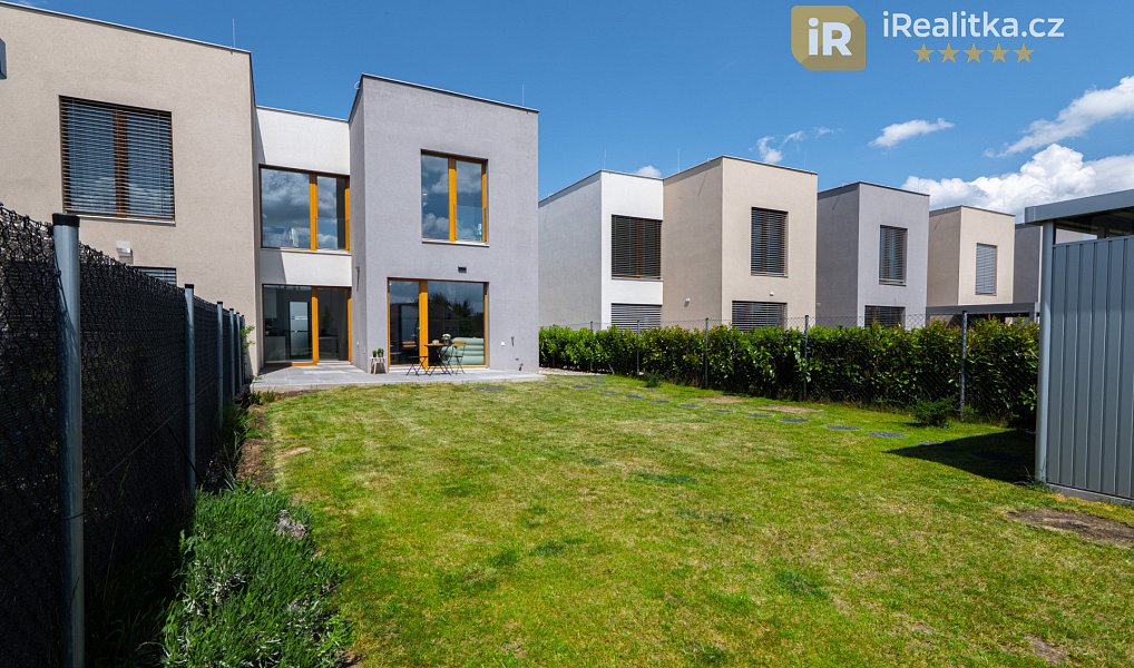 Prodej domu 110 m² s pozemkem 298 m², Praha – náhled fotky 32