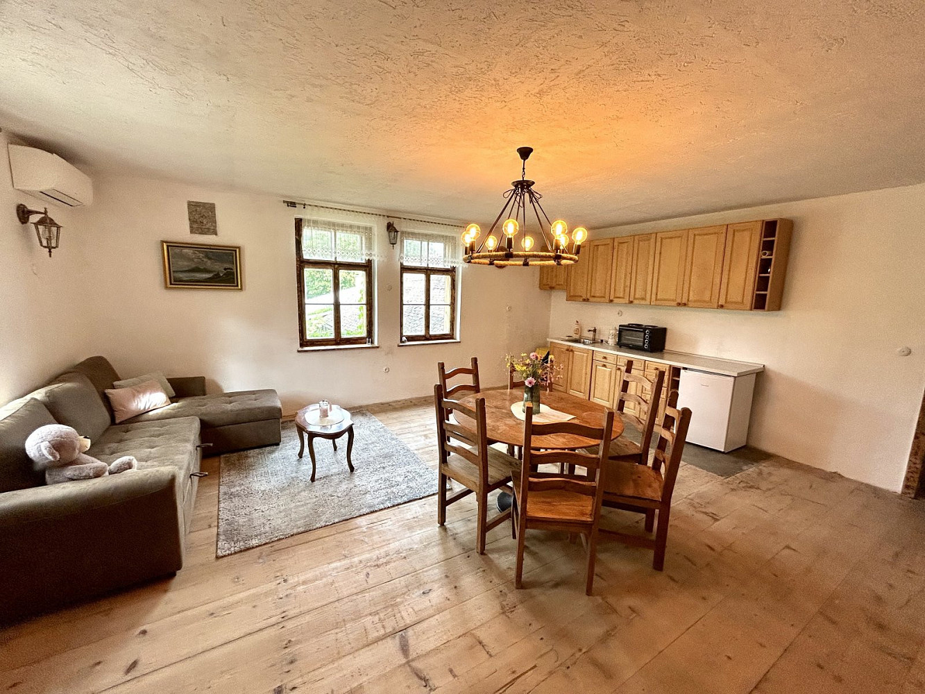 Prodej domu 300 m² s pozemkem 333 m² – fotografie 3