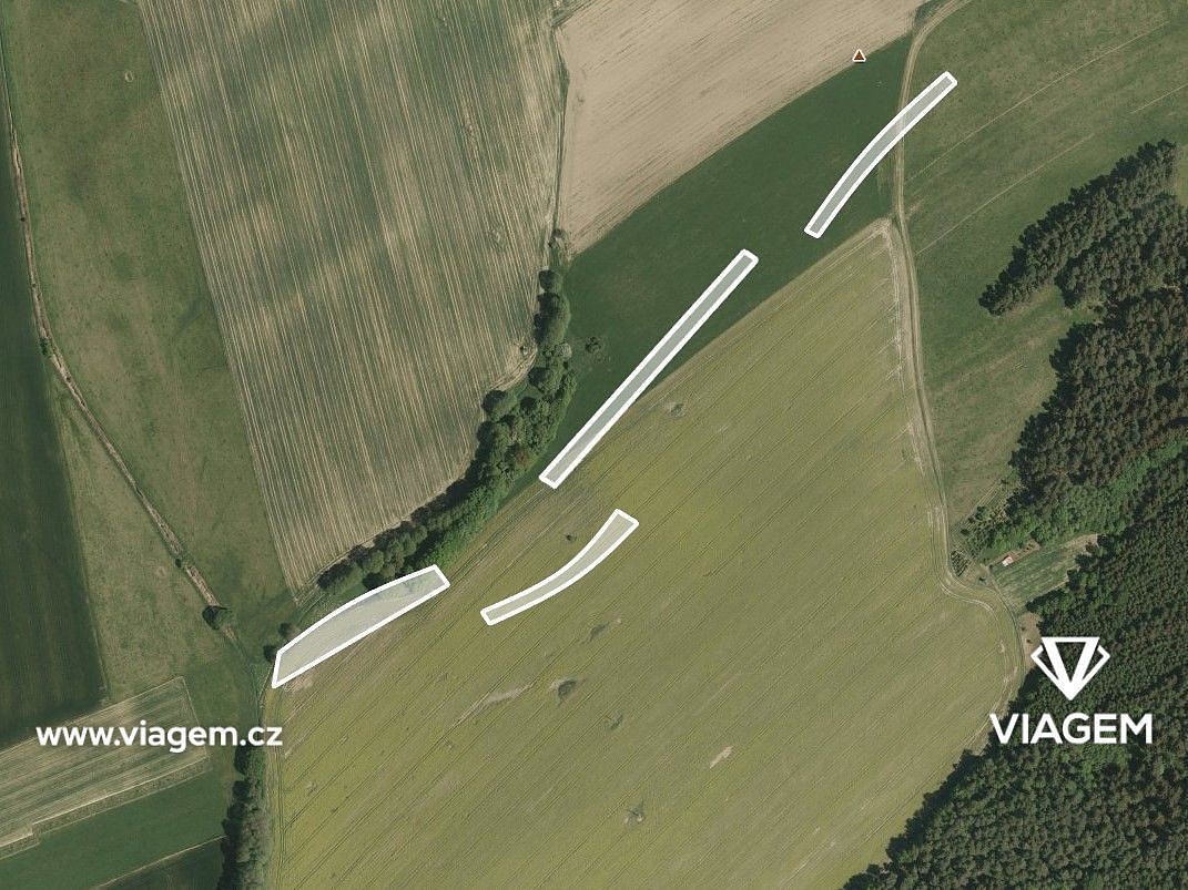 Pole 8 492 m², Podíl 17 % o výměře 1 415 m² – pohled 2