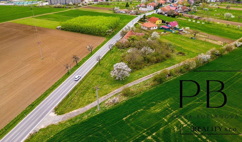 Prodej stavebního pozemku 3 823 m², Jamolice – náhled fotky 7
