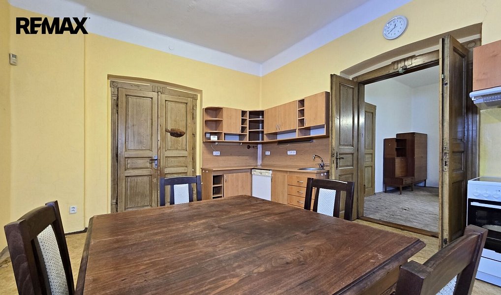 Prodej domu 960 m² s pozemkem 4 964 m², Liběchov – náhled fotky 11