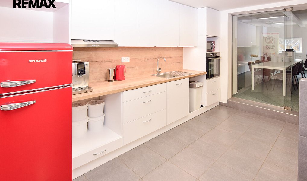 Pronájem kanceláře 159 m², Sudoměřice u Tábora – náhled fotky 3