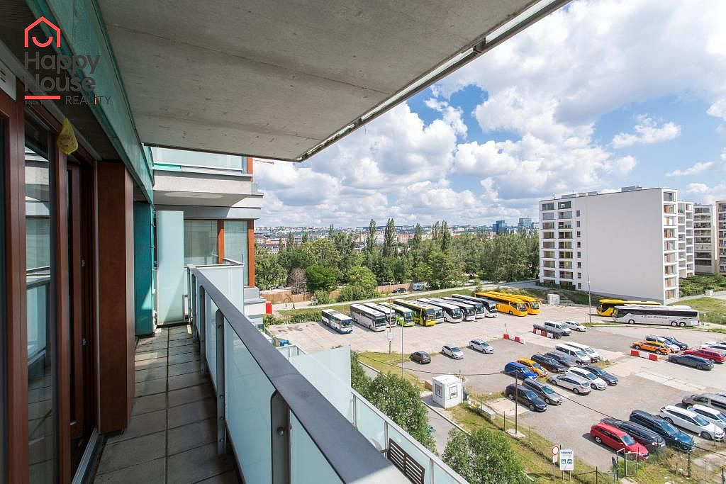 Pronájem bytu 2+kk 45 m² – fotografie 2