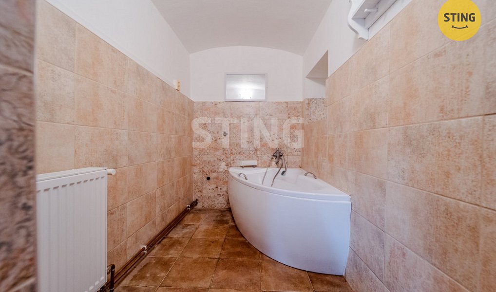 Prodej domu 180 m² s pozemkem 381 m², Lomnice – náhled fotky 19