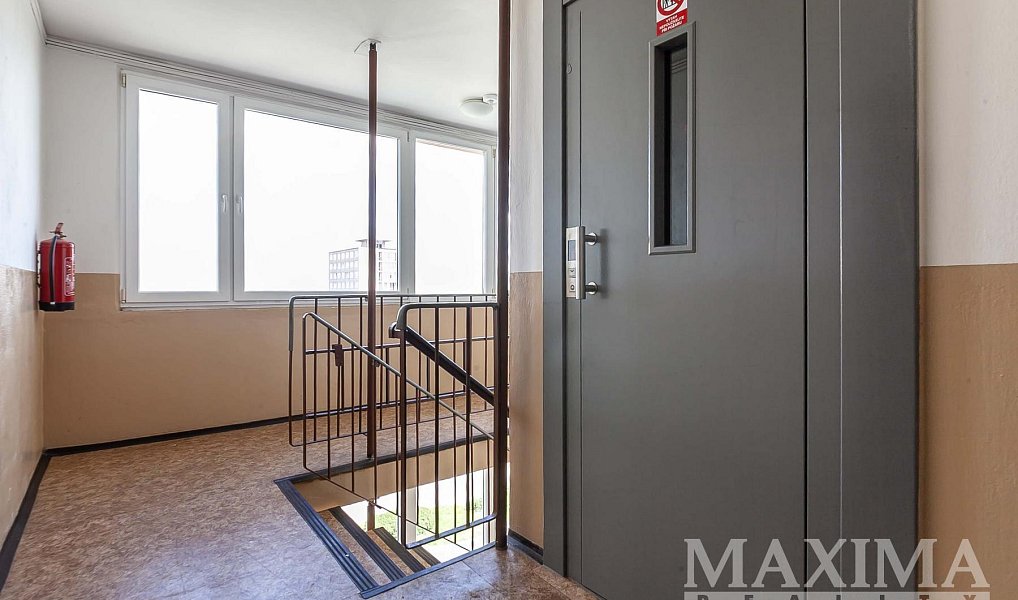 Prodej bytu 3+1 60 m², Kladno – náhled fotky 22