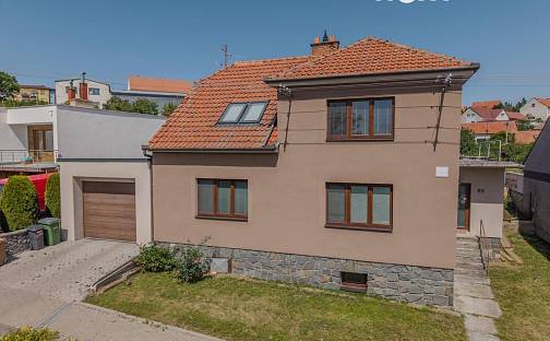 Prodej domu 340 m² s pozemkem 1 322 m², Strážovice, okres Hodonín