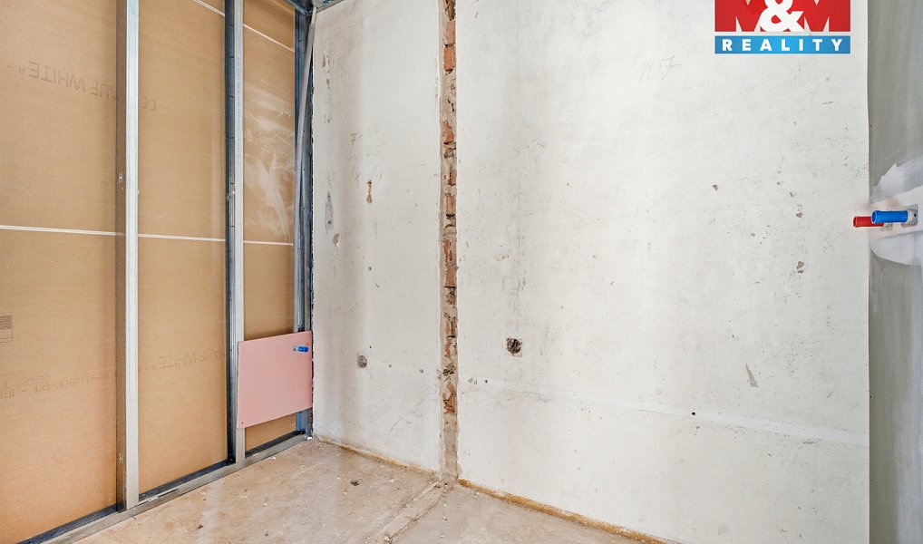 Prodej nájemního domu, činžáku 1 800 m², Chomutov – náhled fotky 11