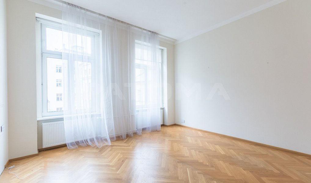 Pronájem kanceláře 131 m², Praha – náhled fotky 7