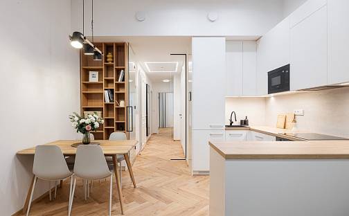 Pronájem bytu 3+kk 59 m², Sovova, Praha 8 - Karlín