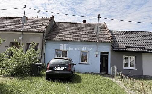 Prodej domu 70 m² s pozemkem 129 m², 1. máje, Uherské Hradiště - Mařatice