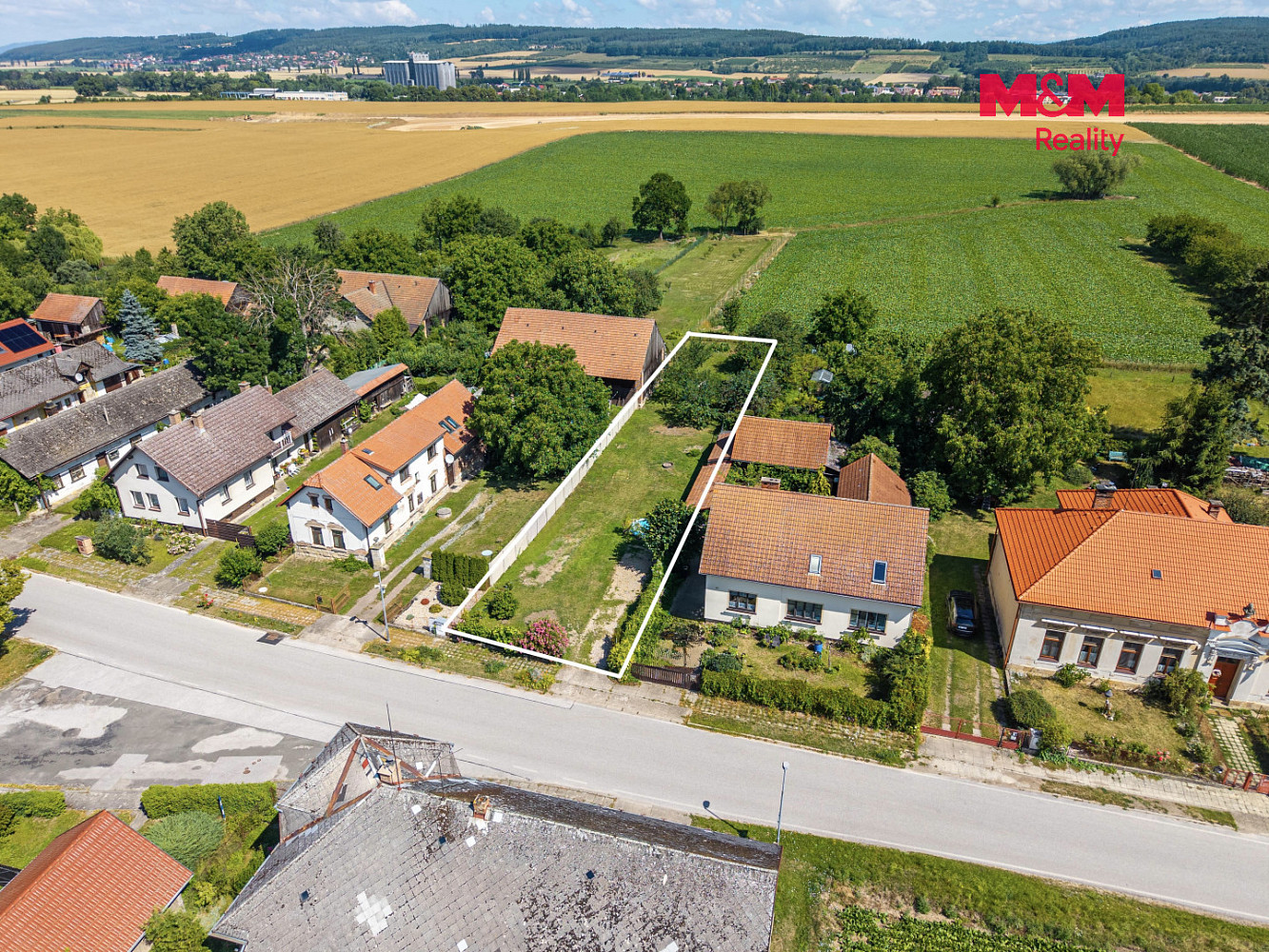 Prodej stavebního pozemku 785 m² – fotografie 3