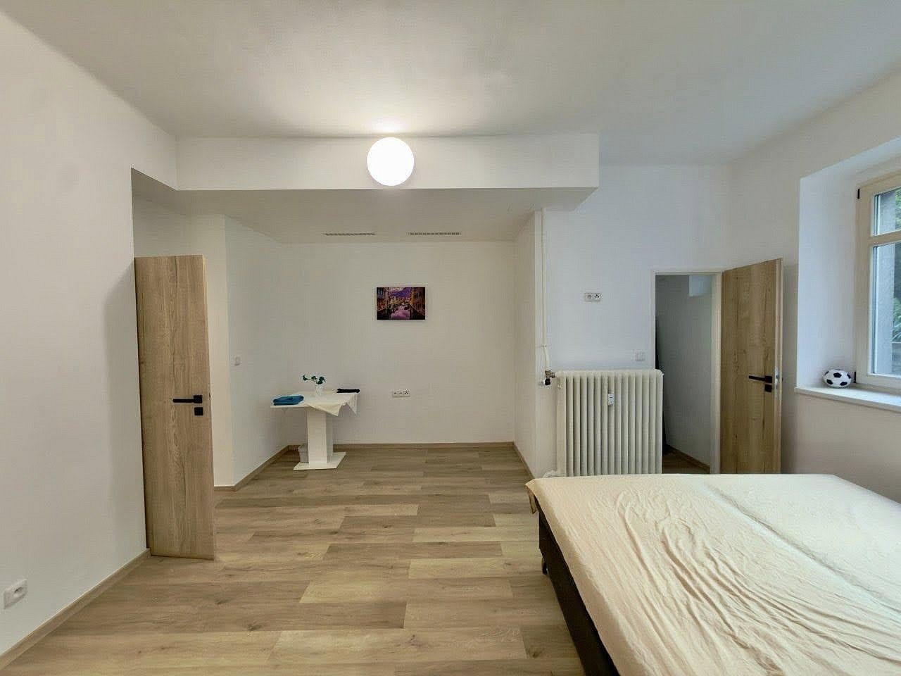 Pronájem bytu 1+1 40 m² – fotografie 4
