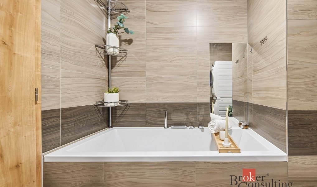Prodej bytu 3+kk 73 m², Pardubice – náhled fotky 16