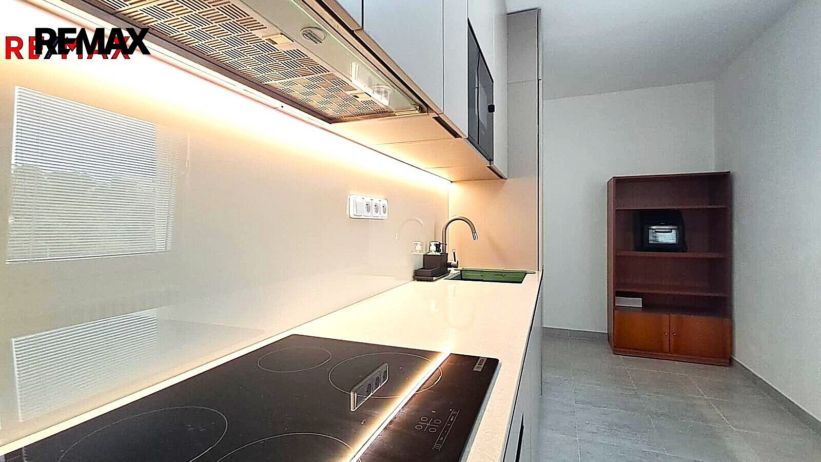 Pronájem bytu 3+1 76 m² – fotografie 3