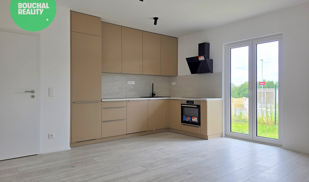 Pronájem bytu 2+kk 49 m², Zbůch – náhled fotky 5