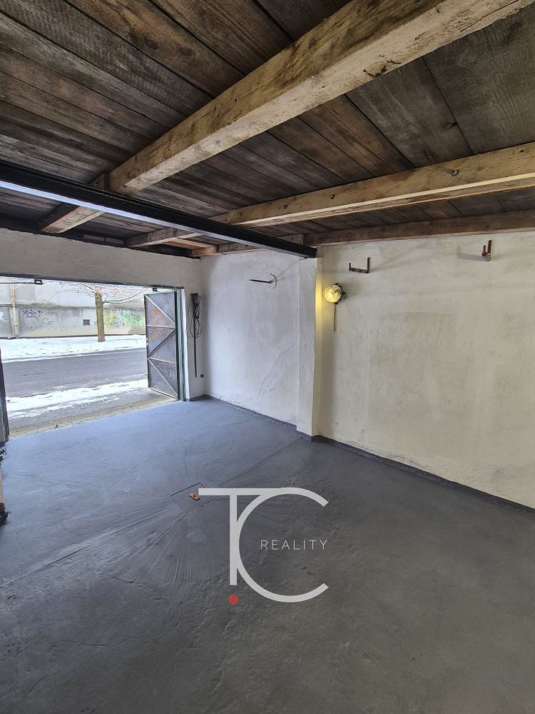 Garáž po rekonstrukci 18 m2 ul. Šídlovecká Ostrava Hrabová – fotografie 3