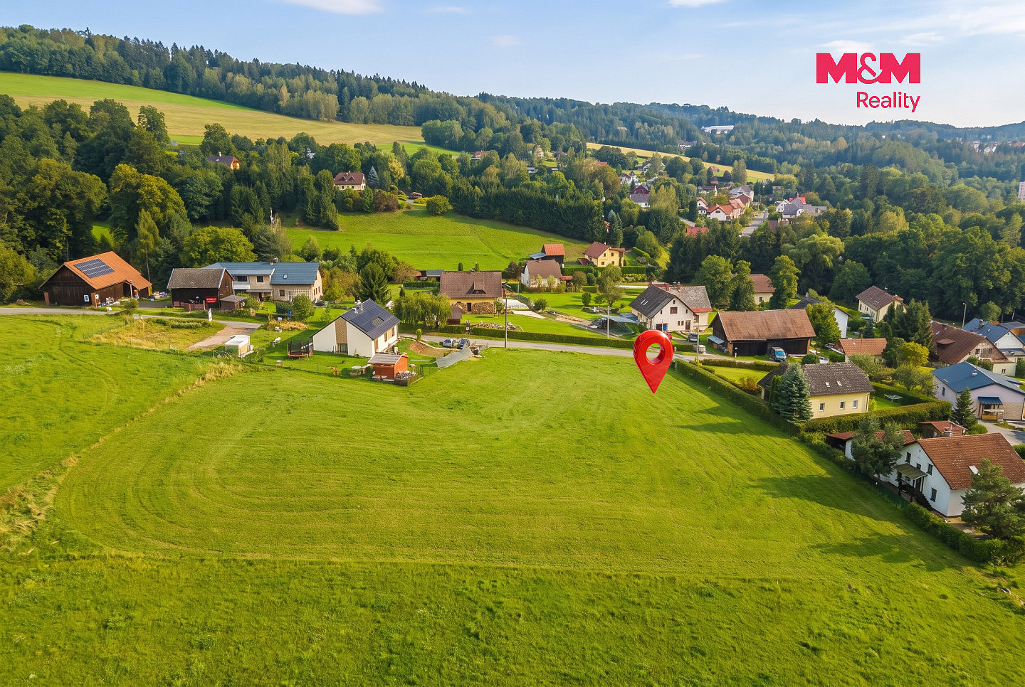 Prodej stavebního pozemku 982 m² – fotografie 5