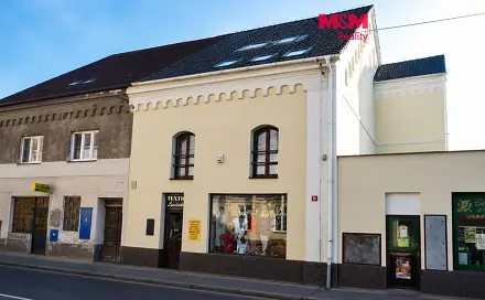 Pronájem bytu 2+kk 70 m², Šípkova, Lázně Bohdaneč, okres Pardubice