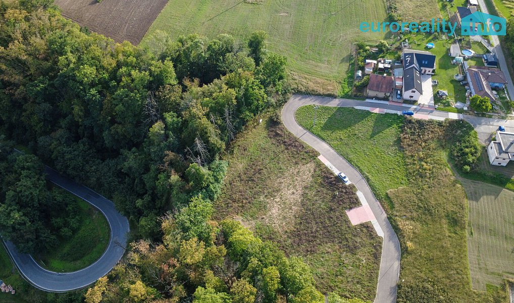 Prodej stavebního pozemku 1 265 m², Niměřice – náhled fotky 5