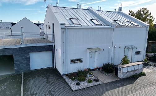 Prodej domu 166 m² s pozemkem 101 m², Láskov, Mladá Boleslav - Debř