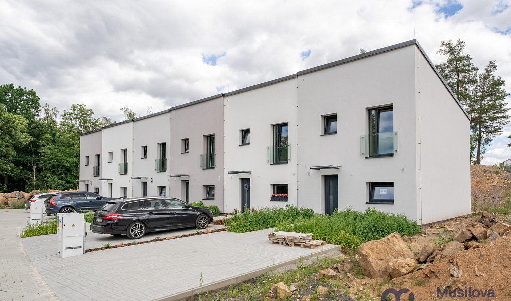 Prodej domu 92 m² s pozemkem 186 m², Újezdeček – náhled fotky 46