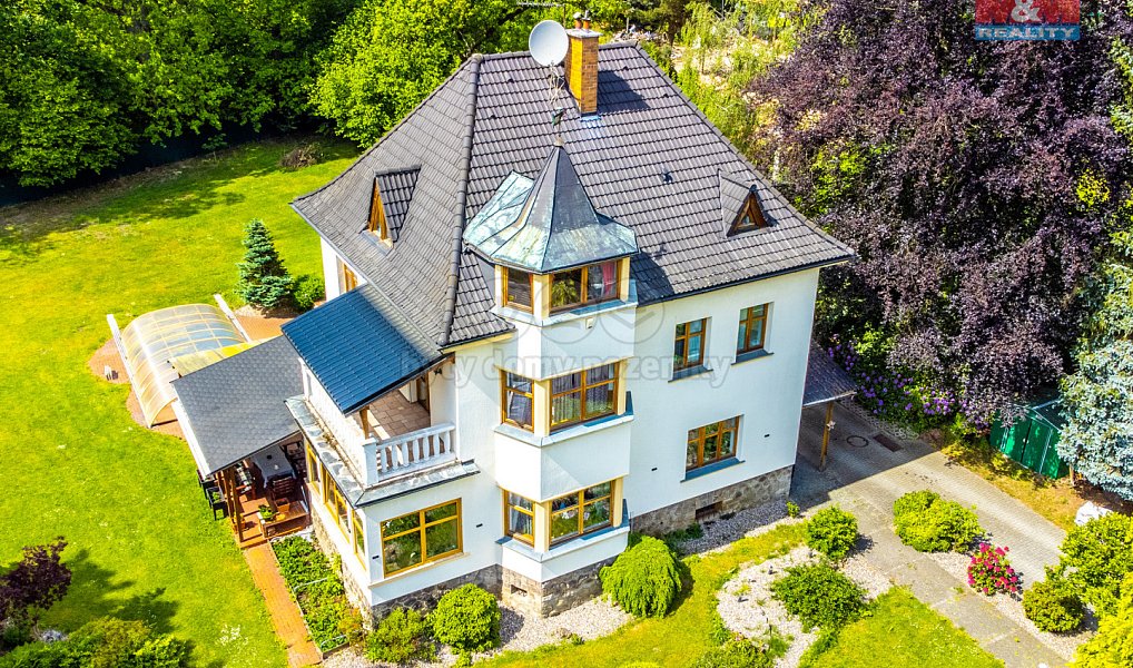 Prodej domu 250 m² s pozemkem 2 077 m², Nový Bor – náhled fotky 27