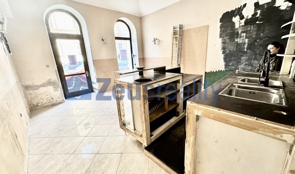 Pronájem kanceláře 60 m², Praha – náhled fotky 2