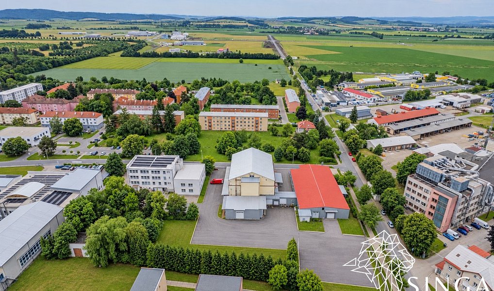Prodej výrobních prostor 1 036 m², Holešov – náhled fotky 4