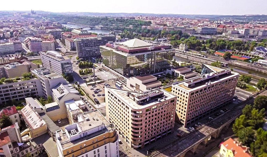 Pronájem kanceláře 135 m², Praha – náhled fotky 3