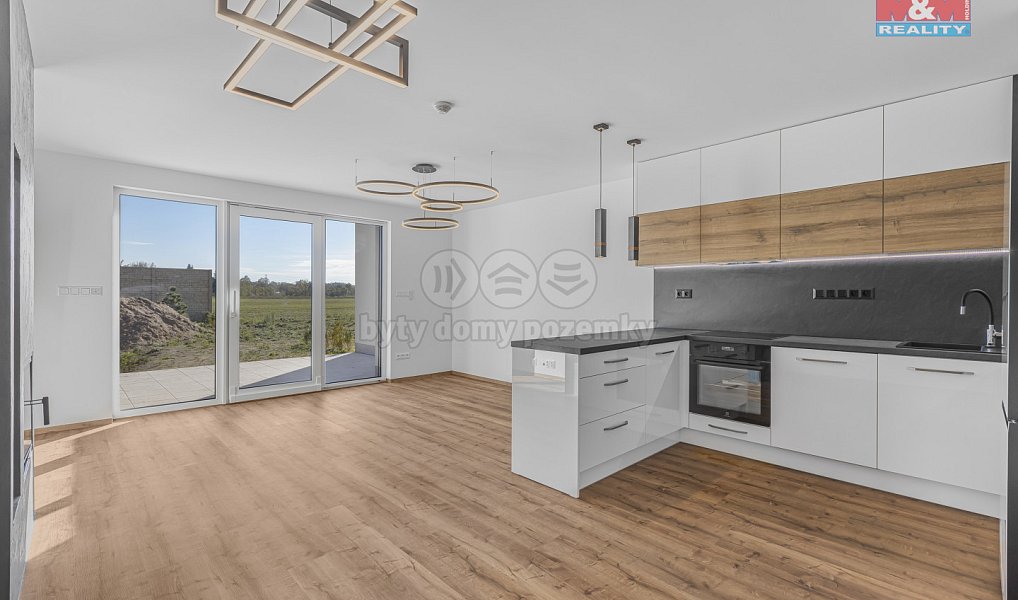 Prodej domu 157 m² s pozemkem 365 m², Čestice – náhled fotky 14