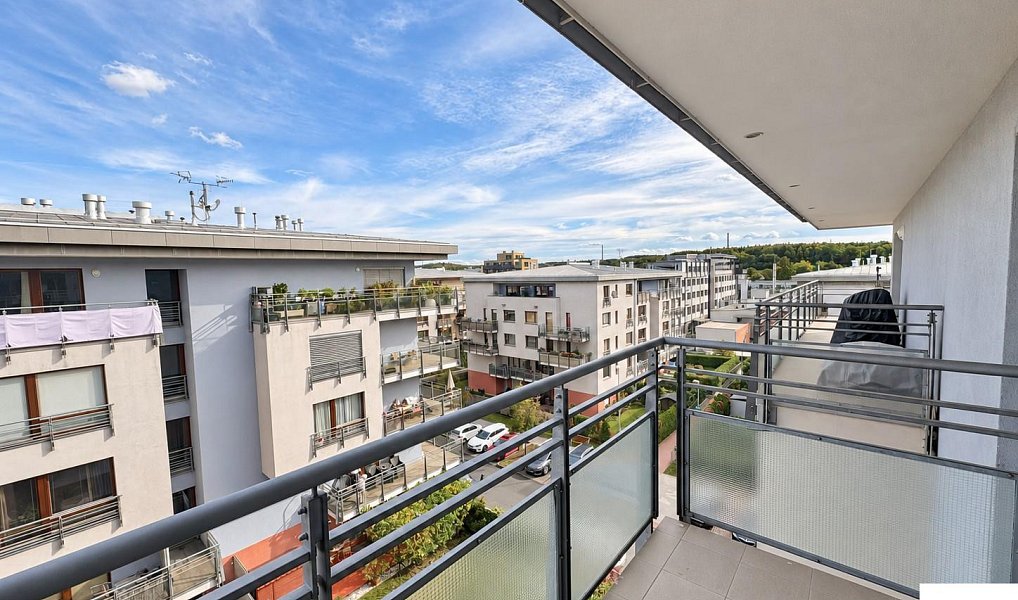 Pronájem bytu 1+kk 35 m², Praha – náhled fotky 8