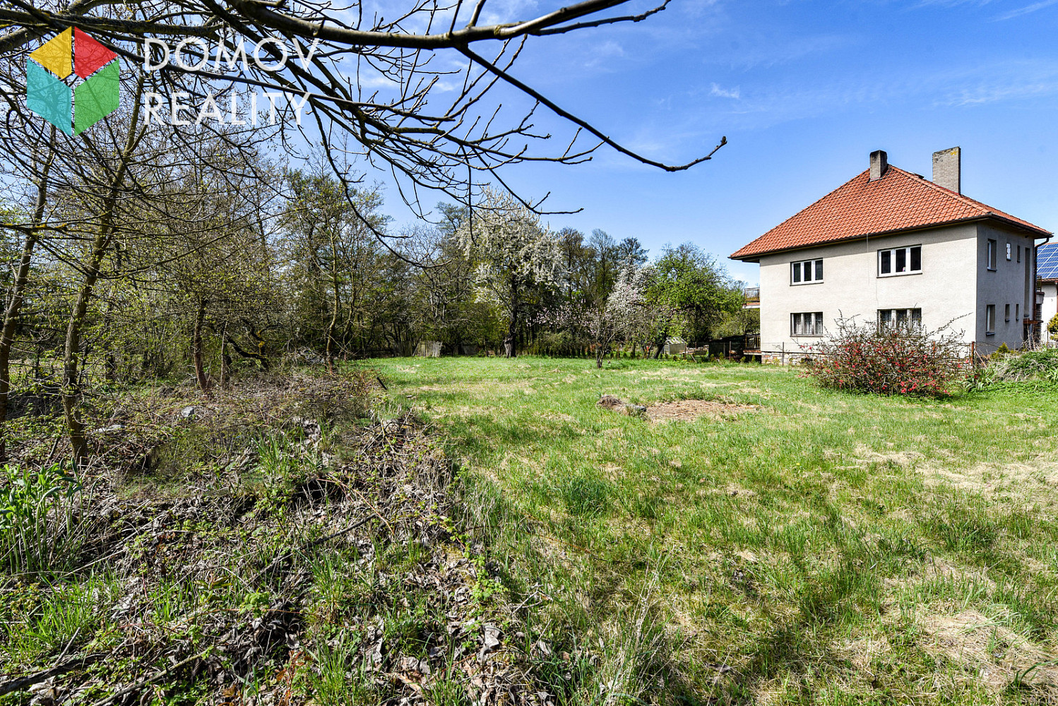 Prodej stavebního pozemku 1 132 m² – další