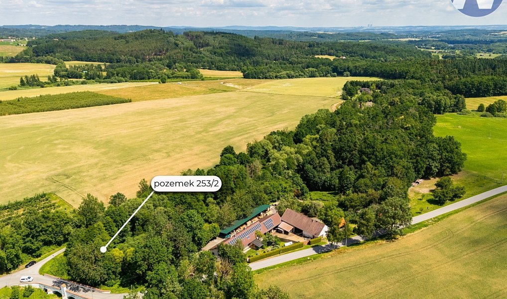 Prodej pozemku 7 891 m², Lhenice – náhled fotky 3